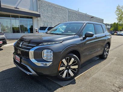 New 2025 Mitsubishi Outlander SE