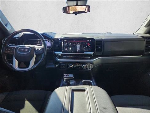 Used 2022 GMC Sierra 1500 Elevation w/ Preferred Package image 15