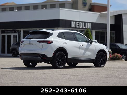 Used 2023 Buick Envision Preferred FWD image 7