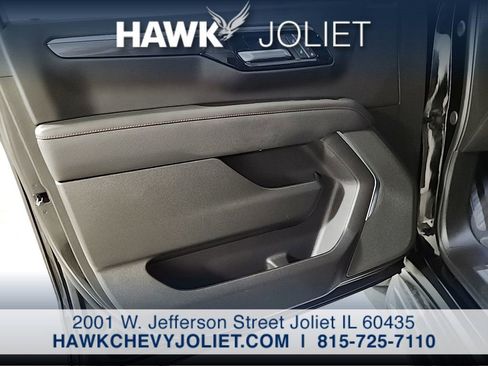 Used 2026 Chevrolet Tahoe RST AWD/4WD image 22