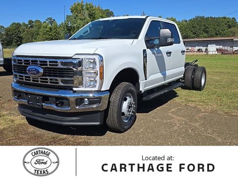 New 2026 Ford F350 XL w/ XL Chrome Package image 1