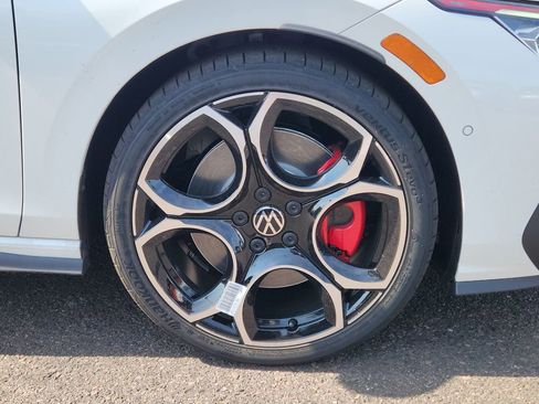 New 2025 Volkswagen GTI Autobahn image 15