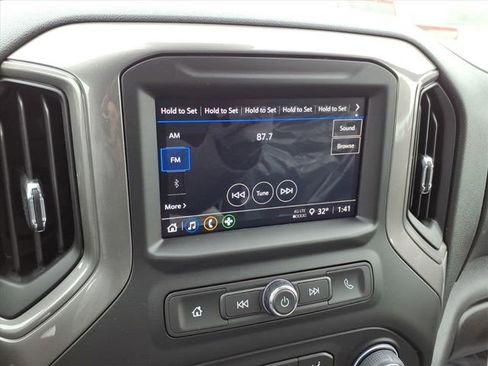 New 2026 Chevrolet Silverado 1500 W/T w/ WT Convenience Package AWD/4WD image 11