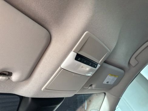 Used 2021 Nissan Sentra SR image 30