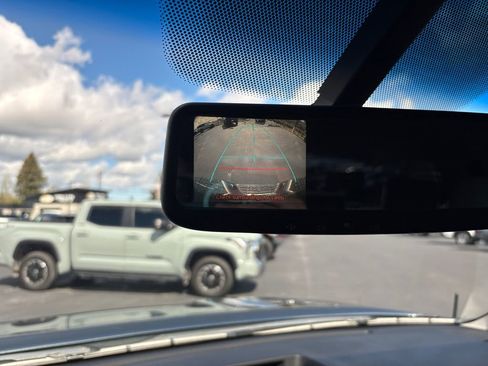 Used 2010 Toyota Tundra 2WD CrewMax image 33