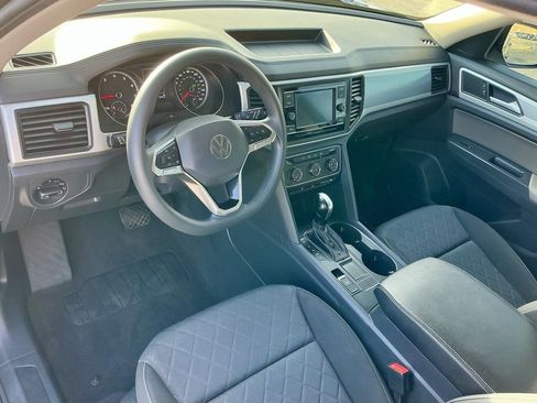 Used 2021 Volkswagen Atlas S image 38