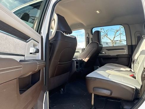 Used 2025 RAM 2500 Laramie AWD/4WD image 10