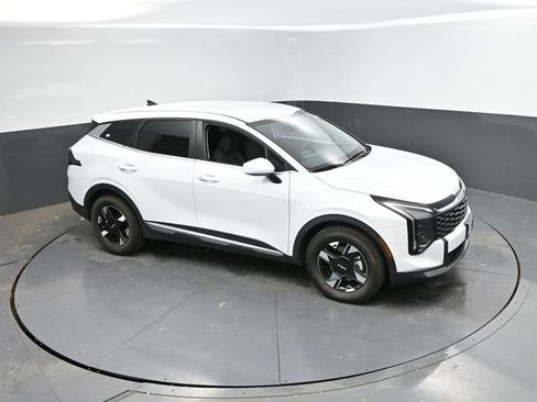 Used 2026 Kia Sportage LX FWD image 38