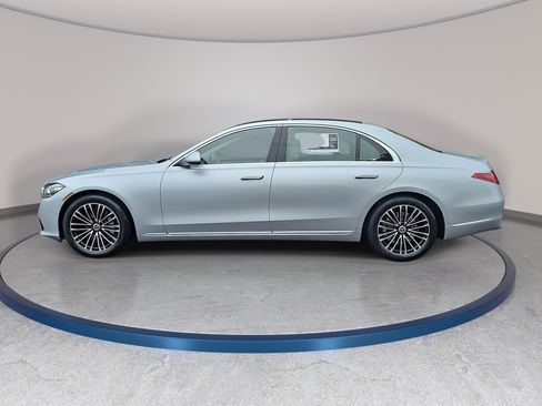Used 2023 Mercedes-Benz S 500 4MATIC image 9