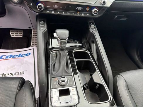 Used 2024 Kia Telluride SX w/ Towing Package AWD/4WD image 15
