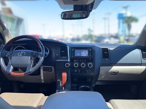 Used 2019 Toyota Sequoia Platinum image 15