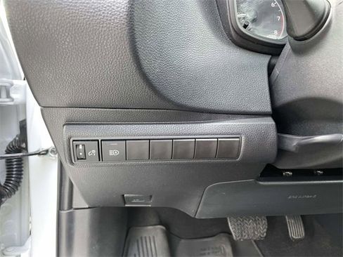 Certified 2025 Toyota Corolla SE image 21