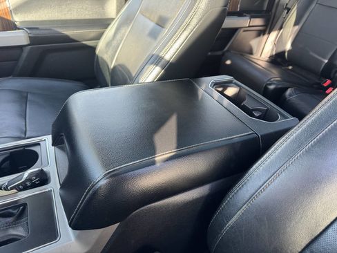 Used 2015 Ford F150 Lariat w/ Equipment Group 502A Luxury image 29