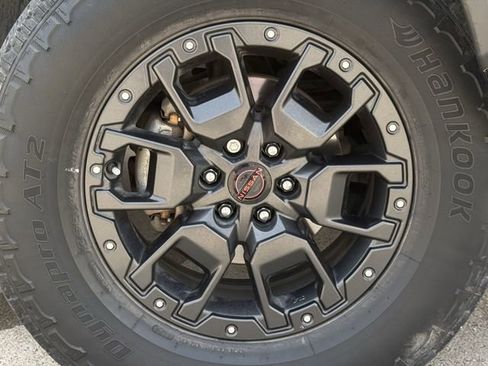 Used 2022 Nissan Frontier PRO-4X w/ Pro-4X Premium Package AWD/4WD image 10