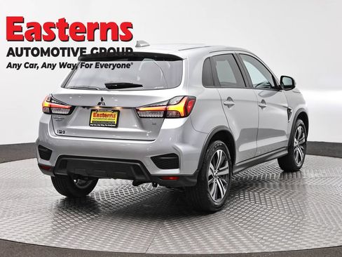 Used 2025 Mitsubishi Outlander Sport SE AWD/4WD image 5