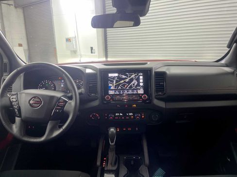 Used 2024 Nissan Frontier PRO-4X w/ Pro Convenience Package AWD/4WD image 10