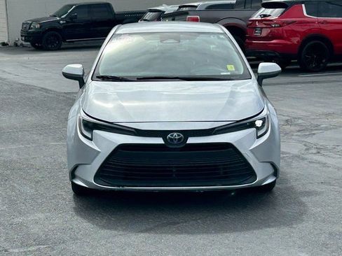 Used 2024 Toyota Corolla LE AWD/4WD image 10
