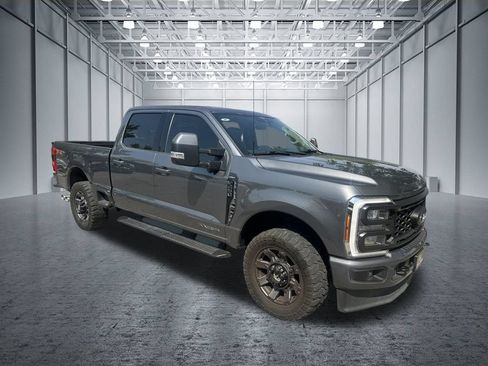 Used 2023 Ford F250 Lariat w/ Sport Appearance Package AWD/4WD image 8