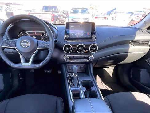 Used 2024 Nissan Sentra SV image 15