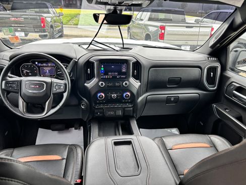 Used 2019 GMC Sierra 1500 AT4 w/ AT4 Premium Package image 13