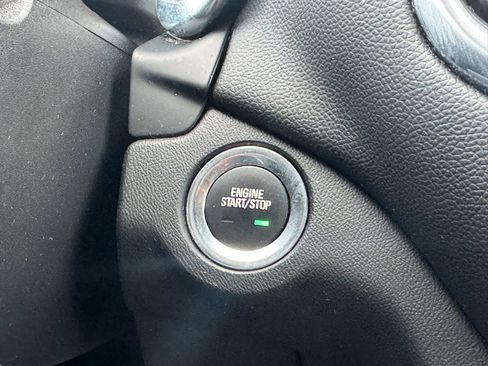 Used 2020 Chevrolet Equinox LT AWD/4WD image 27
