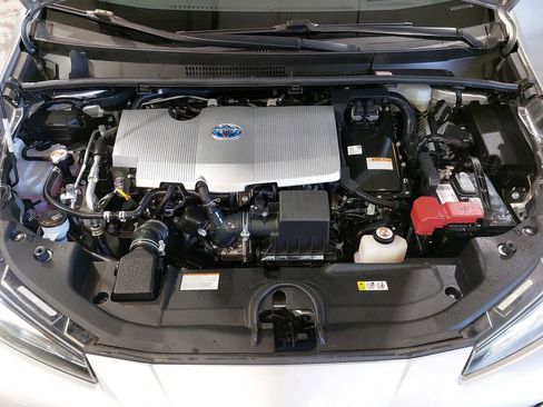 Used 2020 Toyota Prius XLE w/ Advanced Technology Package FWD image 31