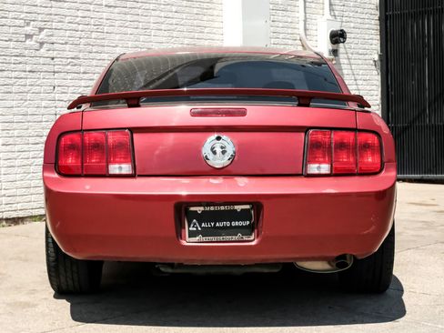 Used 2005 Ford Mustang Coupe RWD image 7
