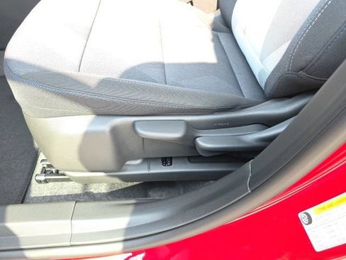 New 2026 Chevrolet Trax LS w/ LS Convenience Package FWD image 19