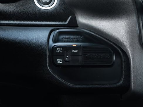 Used 2024 RAM 2500 Big Horn AWD/4WD image 16