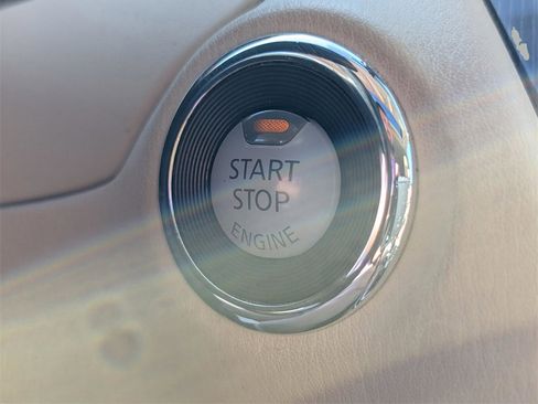 Used 2020 INFINITI QX60 Luxe w/ Essential Package image 29