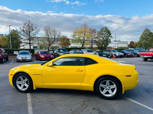 Used 2011 Chevrolet Camaro LT image 8