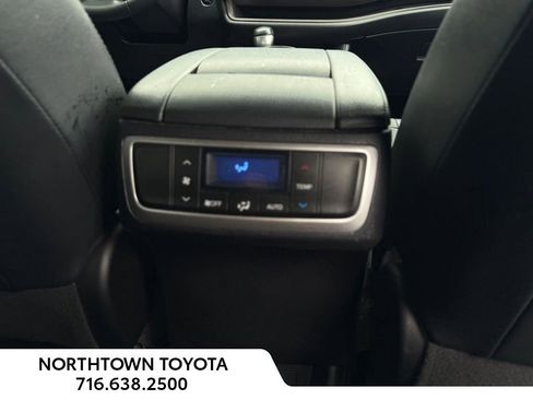Used 2019 Toyota Highlander XLE w/ Protection Package #3 AWD/4WD image 15