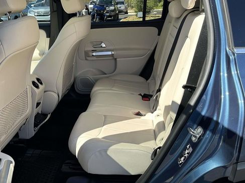 Used 2023 Mercedes-Benz GLB 250 GLB 250 image 10