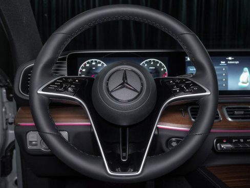 New 2026 Mercedes-Benz GLE 580 4MATIC image 21