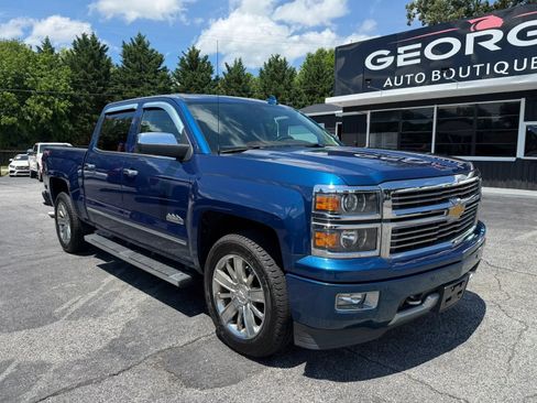 Used 2015 Chevrolet Silverado 1500 High Country w/ High Country Premium Package AWD/4WD image 4