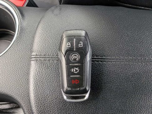 Used 2017 Ford Mustang GT Premium RWD image 32