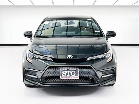 Used 2020 Toyota Corolla SE w/ Carpet Mat Package (TMS) FWD image 2