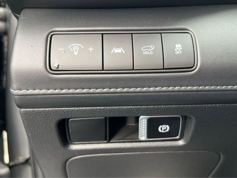 Certified 2023 Hyundai Santa Fe SEL w/ Premium Package AWD/4WD image 32