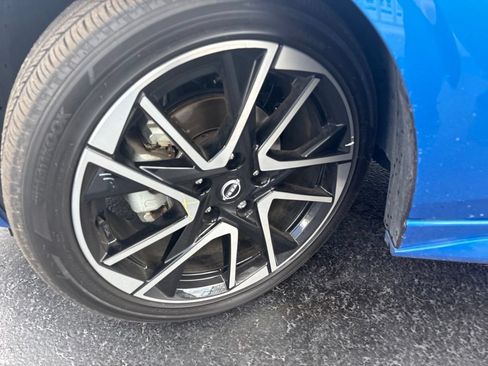 Certified 2024 Nissan Sentra SR FWD image 11
