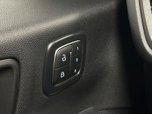 Used 2025 Ford Escape Platinum image 53