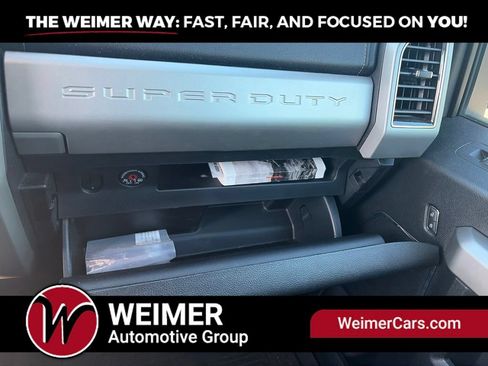 Used 2021 Ford F250 Lariat w/ Lariat Ultimate Package AWD/4WD image 28