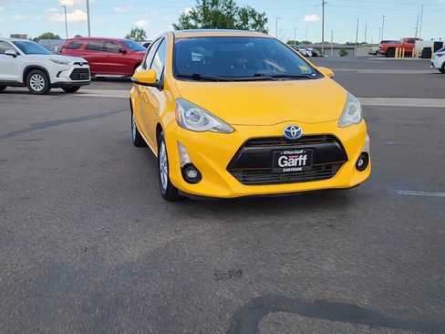 Used 2016 Toyota Prius C Four FWD image 4