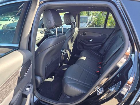 Used 2022 Mercedes-Benz GLC 300 4MATIC image 18