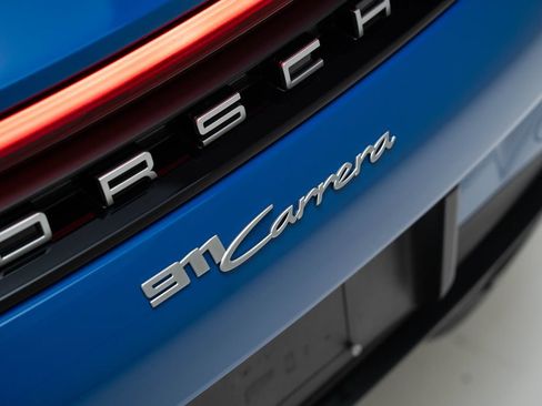 Used 2025 Porsche 911 Carrera RWD image 42