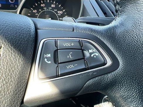 Used 2017 Ford Escape Titanium image 13