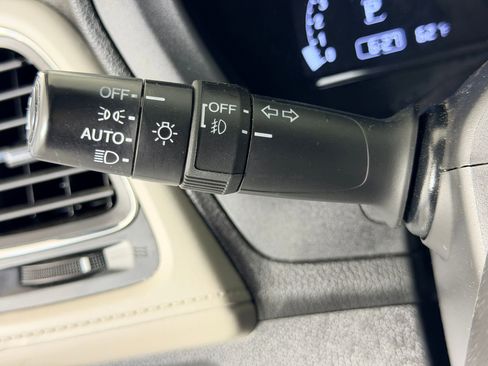 Used 2019 Honda HR-V Touring image 29