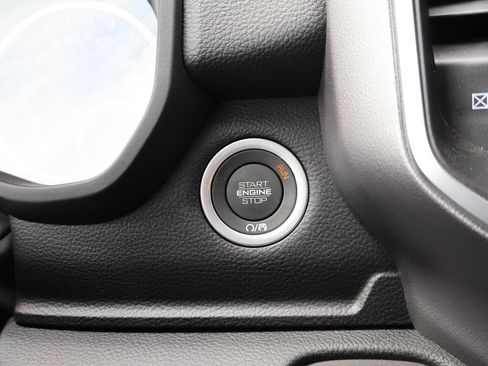New 2026 RAM 1500 Big Horn AWD/4WD image 31