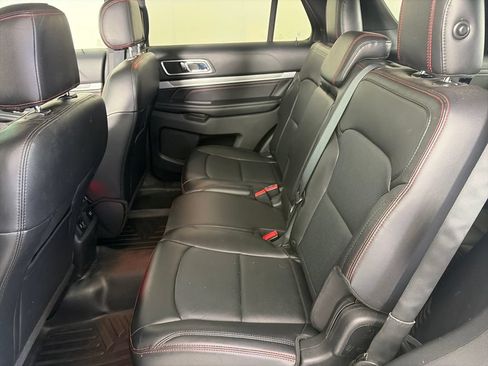 Used 2016 Ford Explorer Sport w/ Equipment Group 401A AWD/4WD image 13
