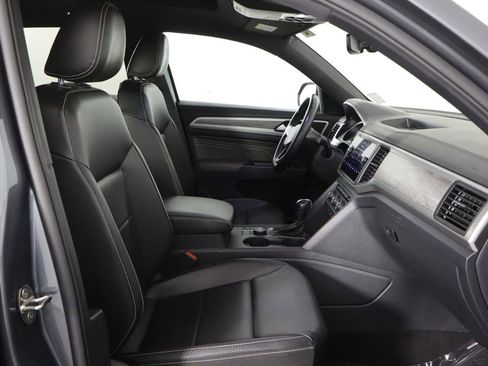 Used 2021 Volkswagen Atlas Cross Sport SE AWD/4WD image 18