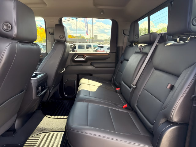 Used 2025 Chevrolet Silverado 2500 LT w/ Trail Boss Package AWD/4WD image 23